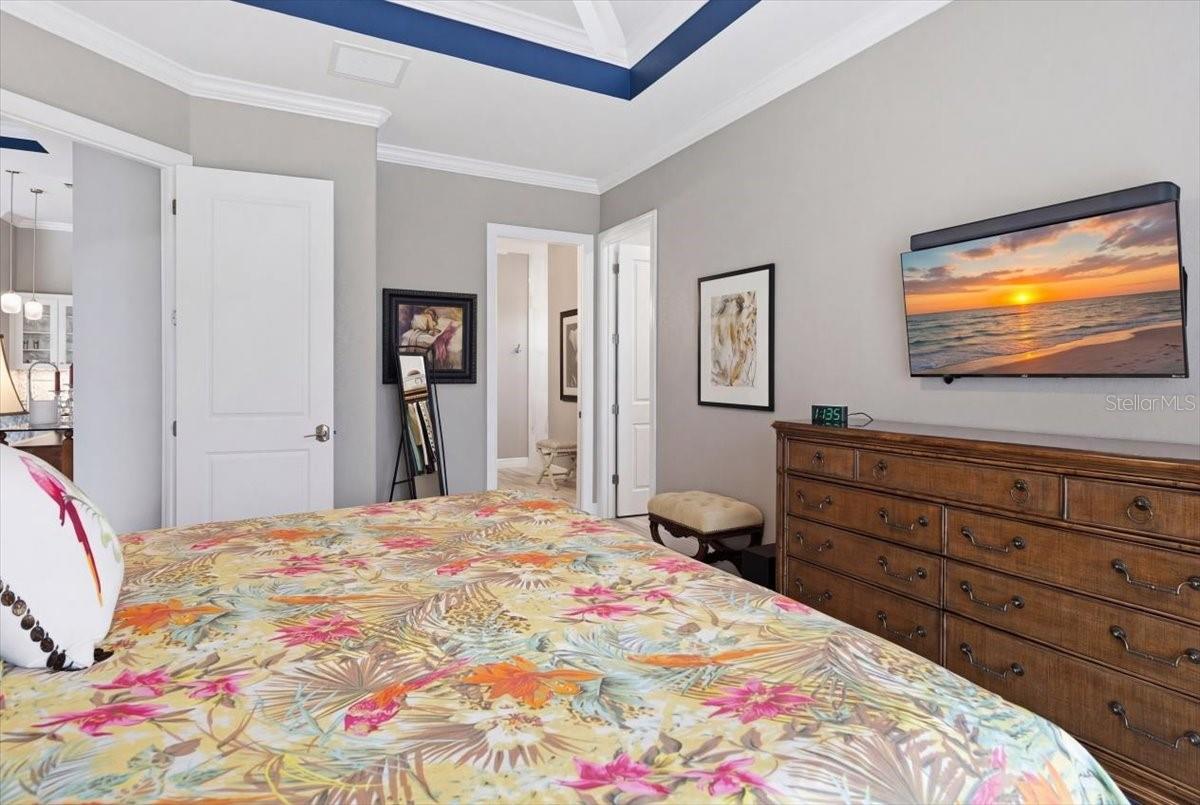 SOUTH GULF COVE - Residential