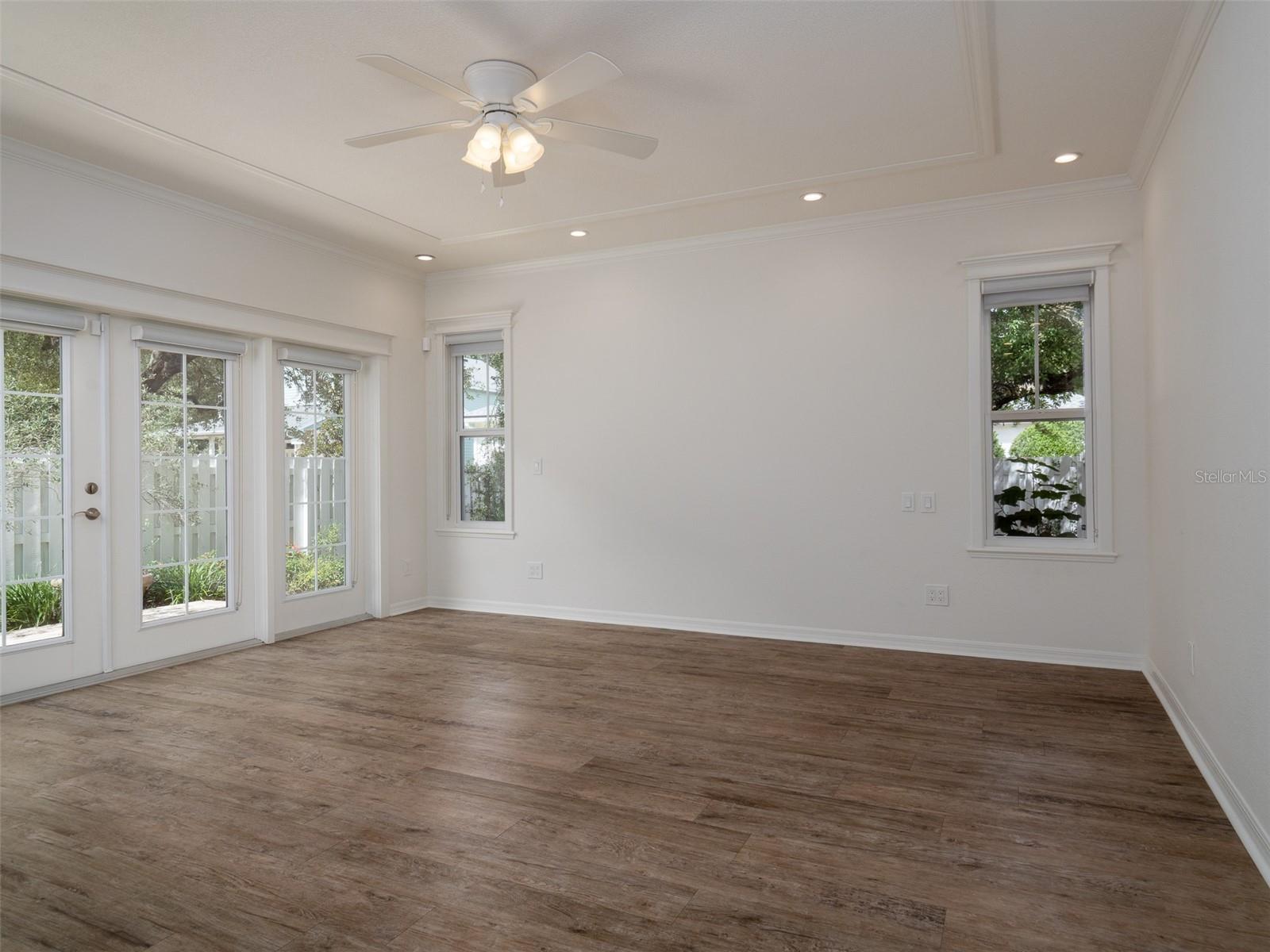 TOWN OF TIOGA PH 8 - Residential Lease