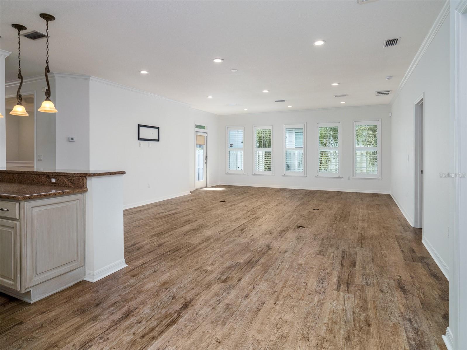 TOWN OF TIOGA PH 8 - Residential Lease