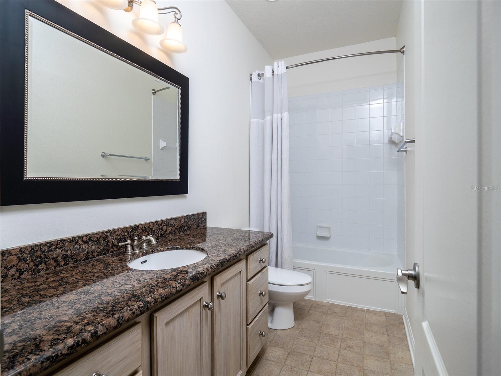 TOWN OF TIOGA PH 8 - Residential Lease