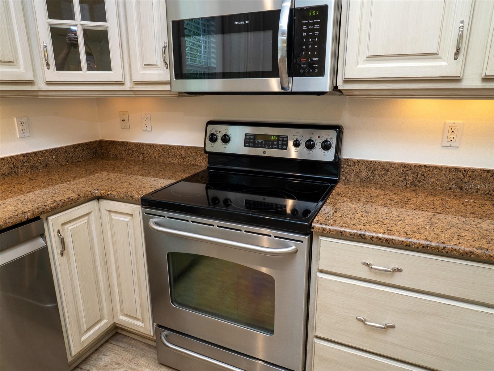 TOWN OF TIOGA PH 8 - Residential Lease