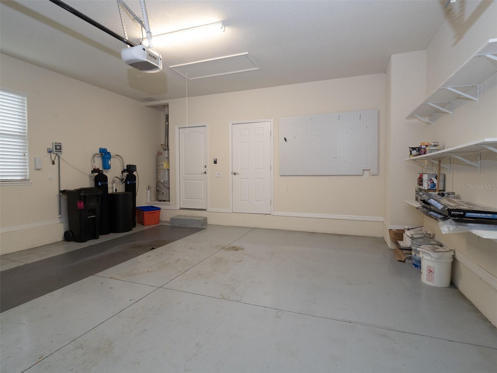 TOWN OF TIOGA PH 8 - Residential Lease