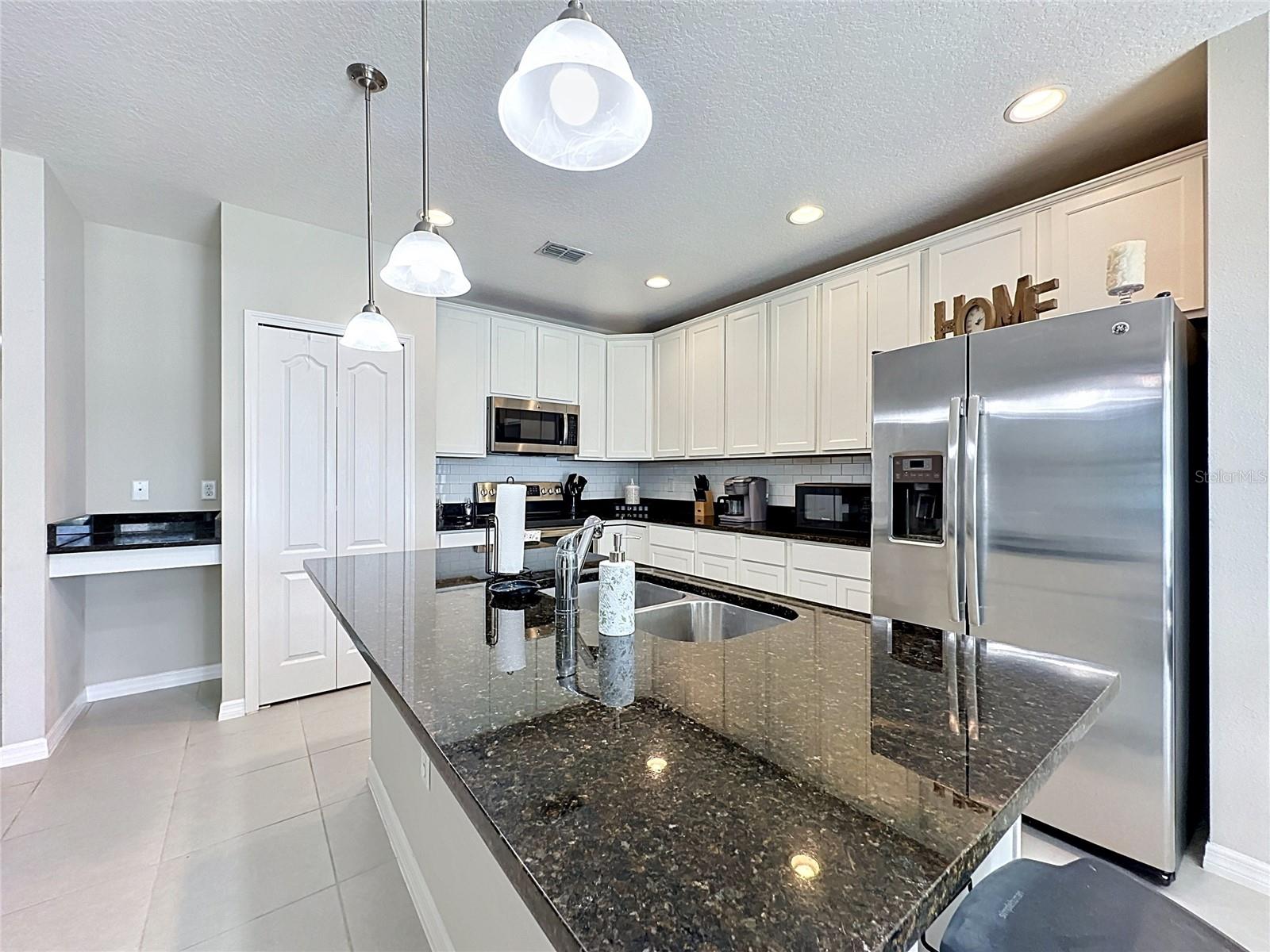 CAMBRIA - Residential