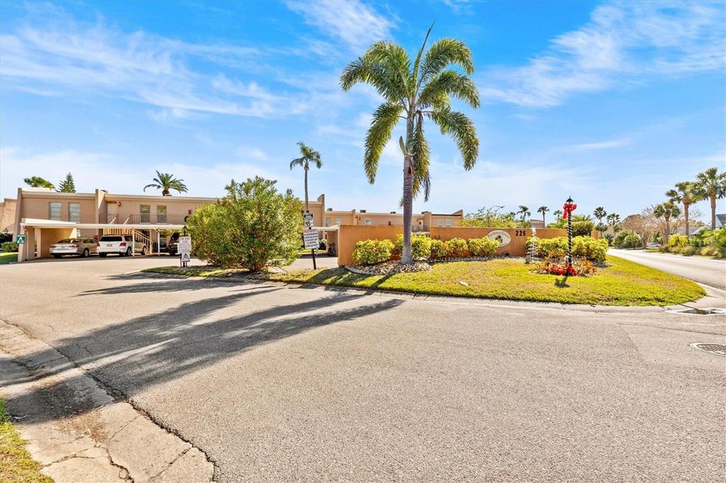 Photo of 225 Country Club Drive #D238, Largo, FL 33771 (MLS # TB8493620)