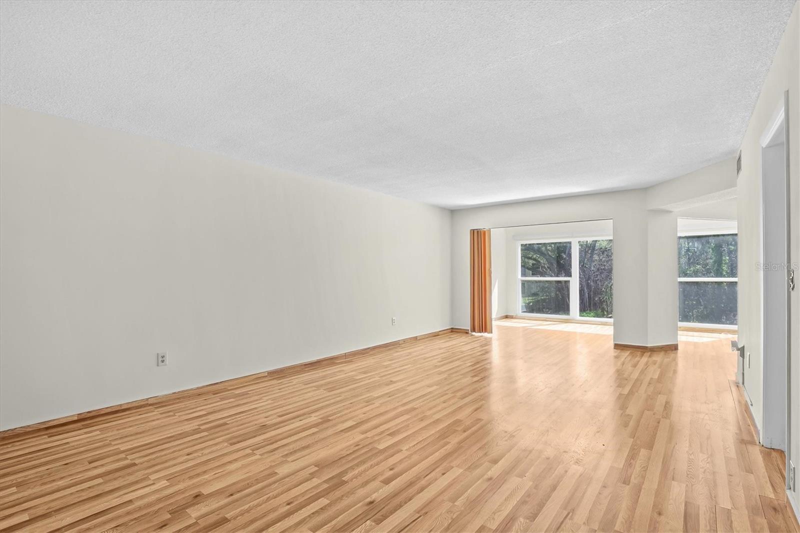 PENTHOUSE GREENS - Residential