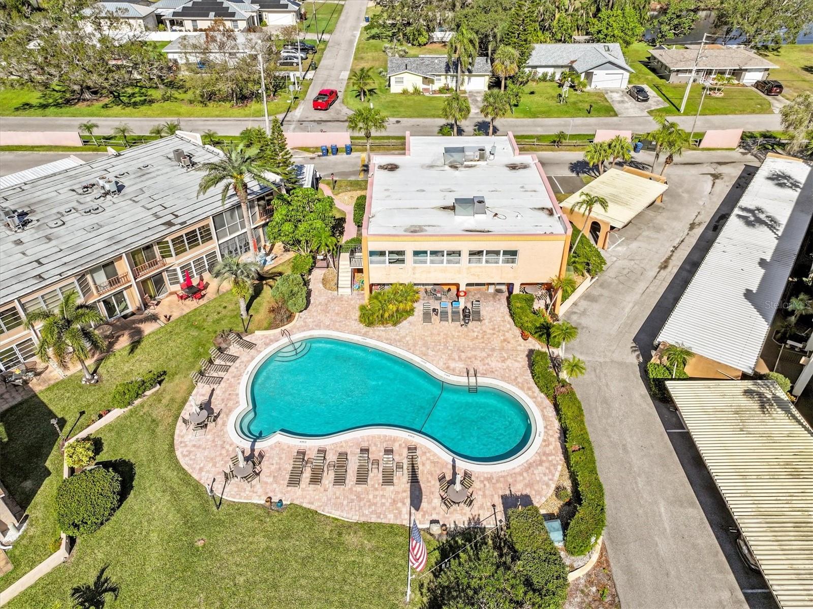 PENTHOUSE GREENS - Residential