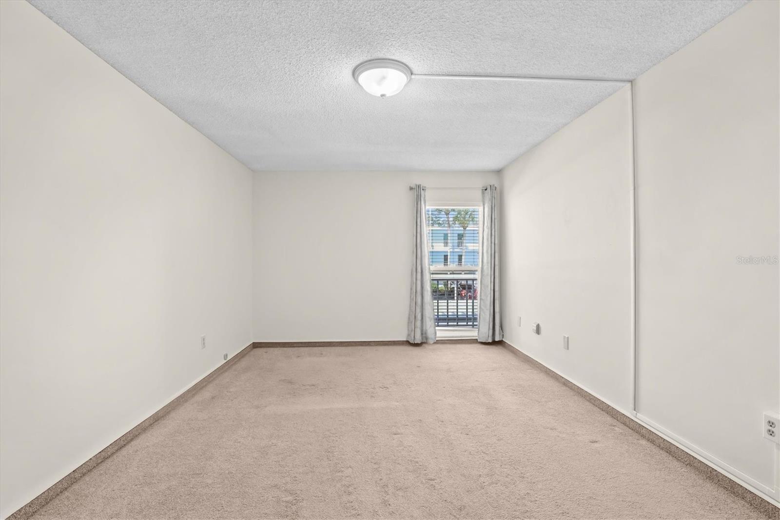 PENTHOUSE GREENS - Residential