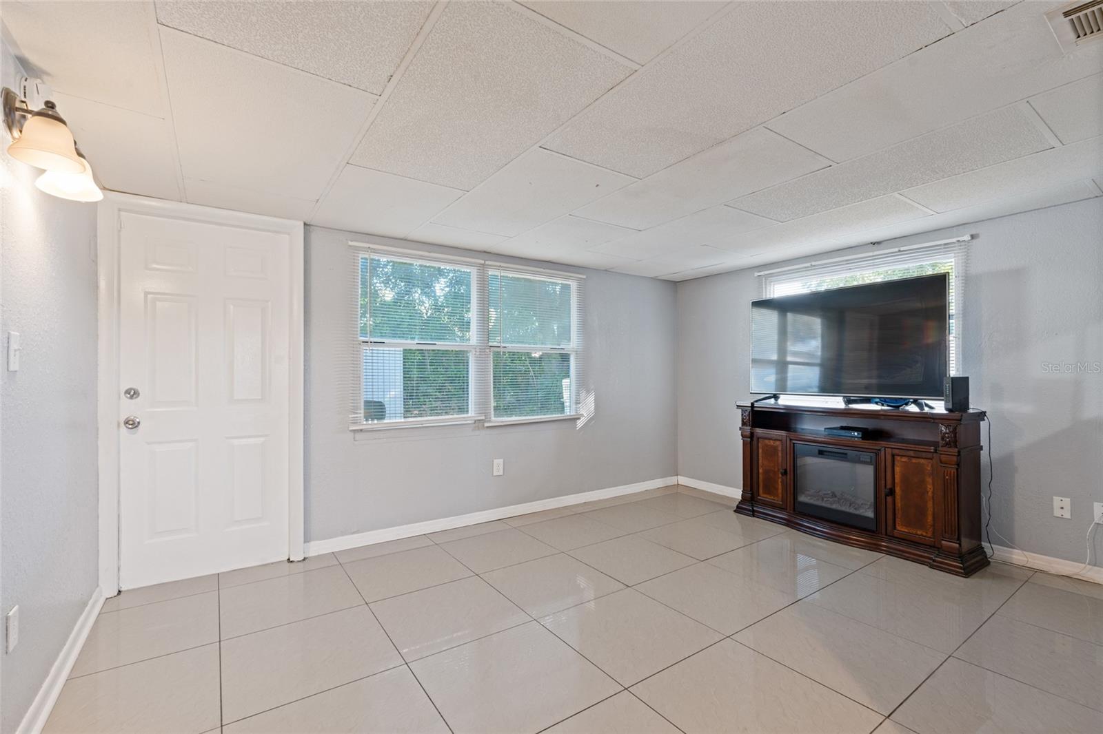 NORTH DISSTON PARK - Residential