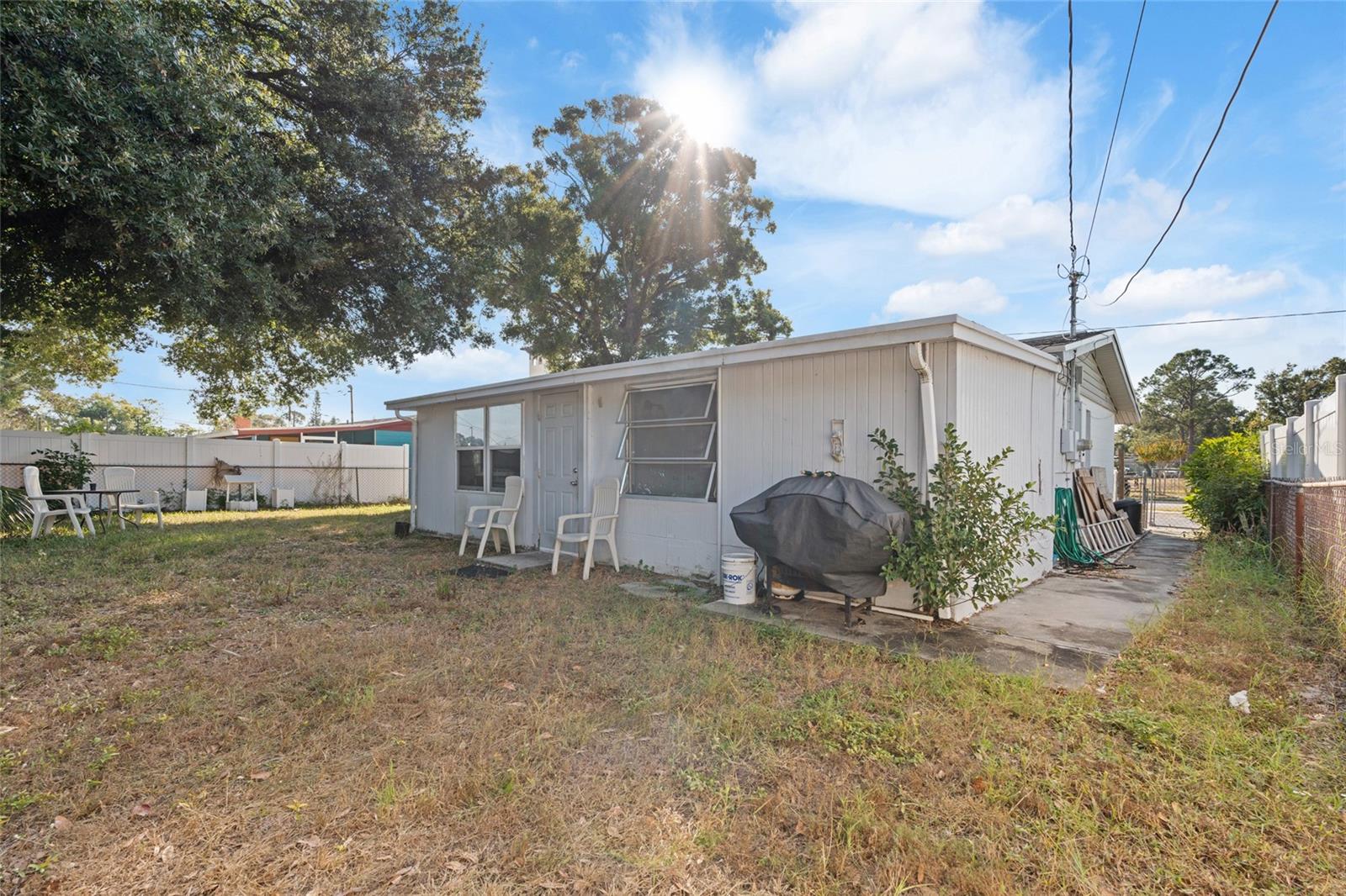 NORTH DISSTON PARK - Residential