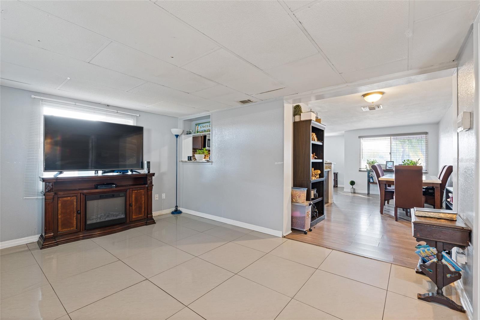 NORTH DISSTON PARK - Residential