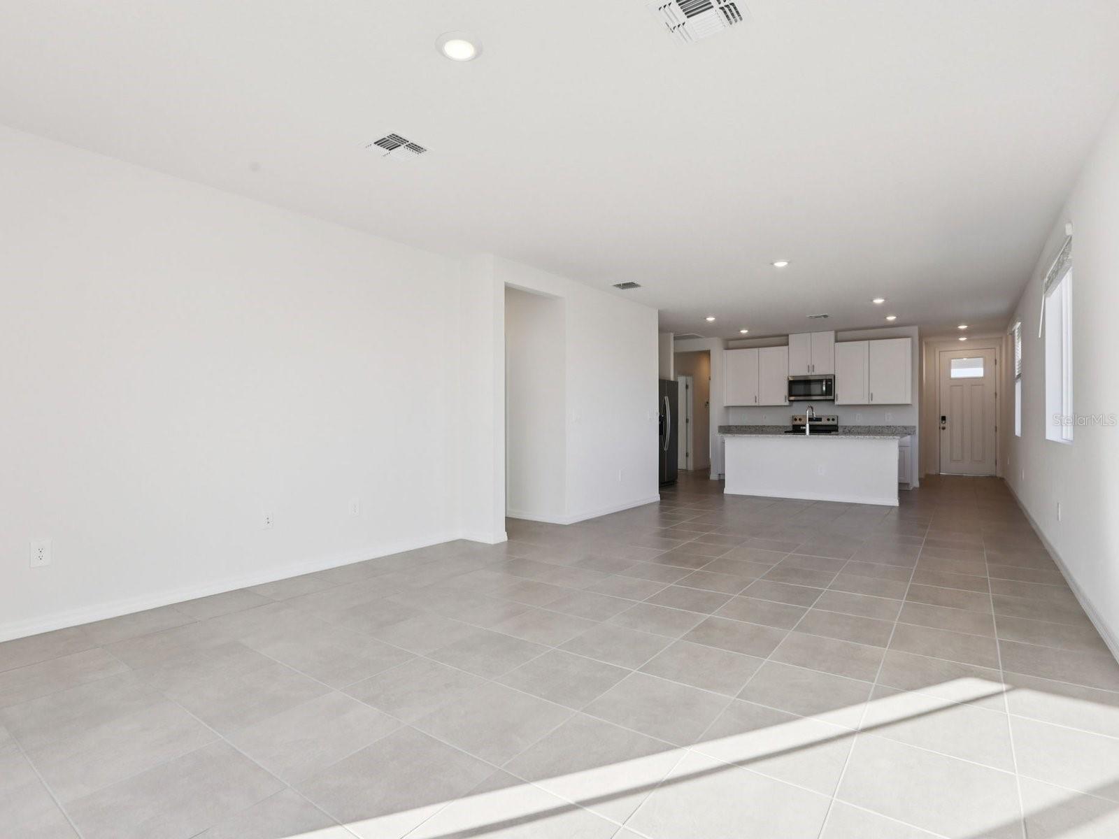 OAKFIELD TRAILS - Residential