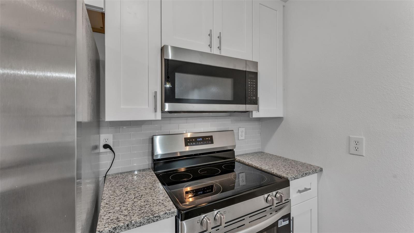 SANDY COVE LAKELAND & SANDY COVE LAKELAND ADD 01 - Residential