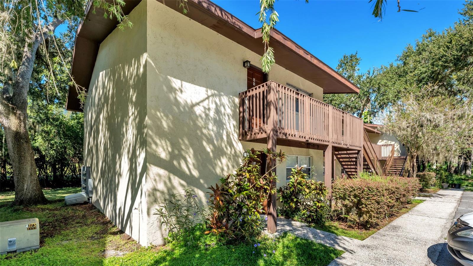 SANDY COVE LAKELAND & SANDY COVE LAKELAND ADD 01 - Residential