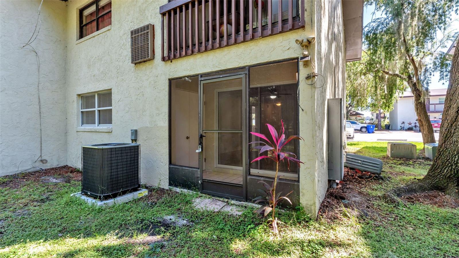 SANDY COVE LAKELAND & SANDY COVE LAKELAND ADD 01 - Residential