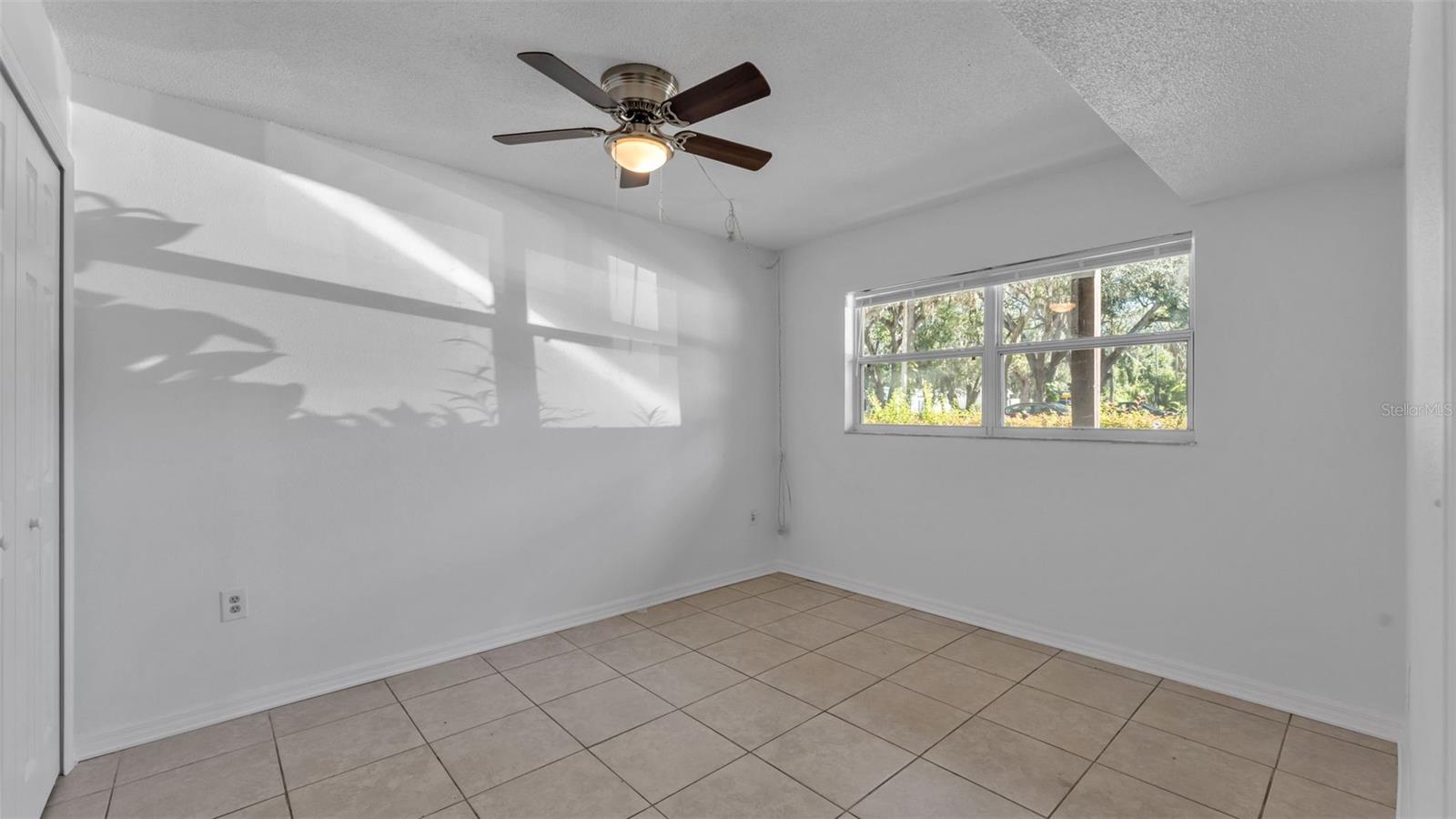 SANDY COVE LAKELAND & SANDY COVE LAKELAND ADD 01 - Residential