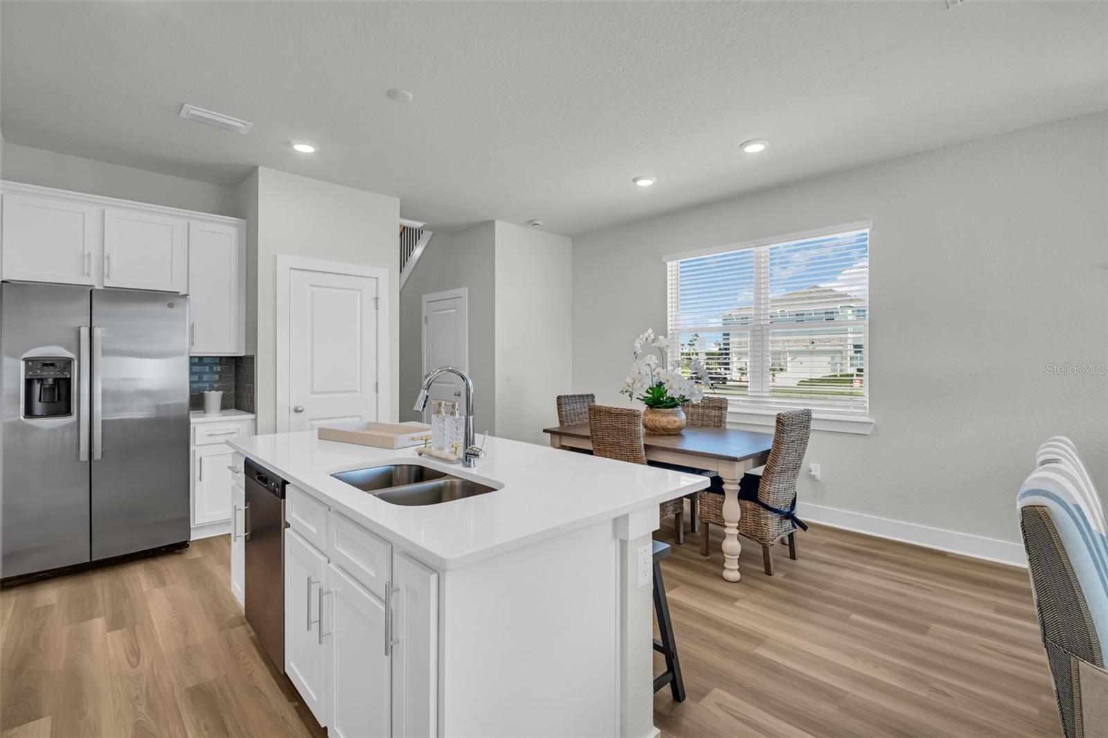 EMERALD FIELDS - Residential
