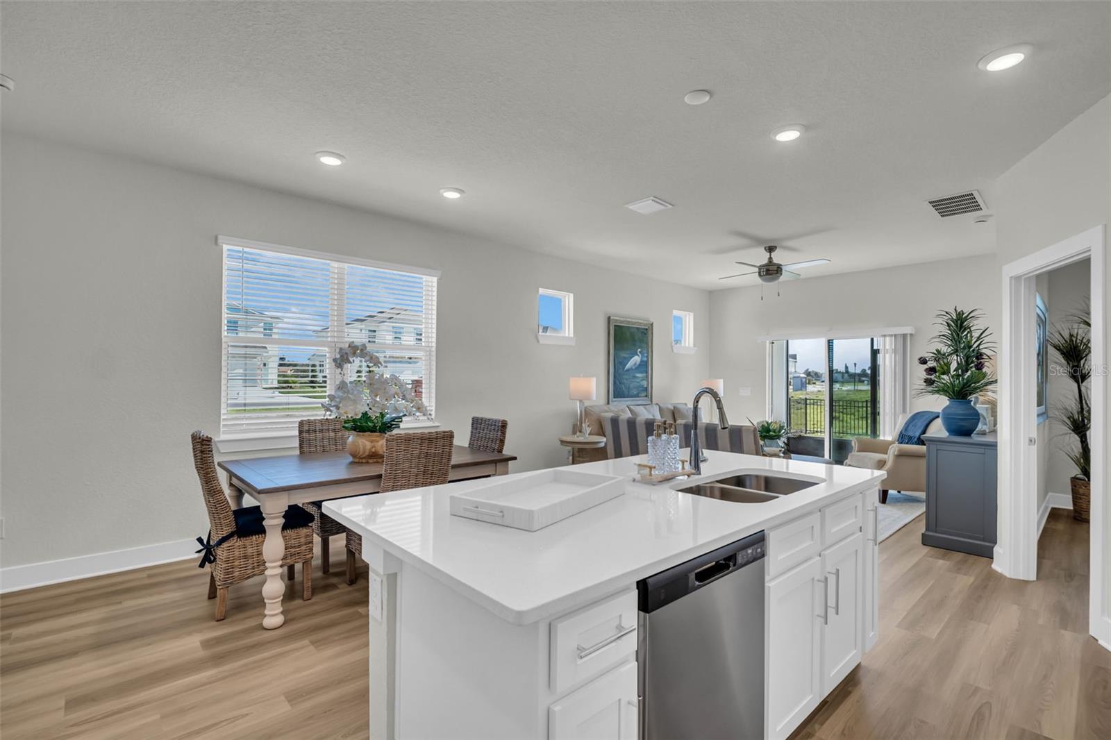 EMERALD FIELDS - Residential
