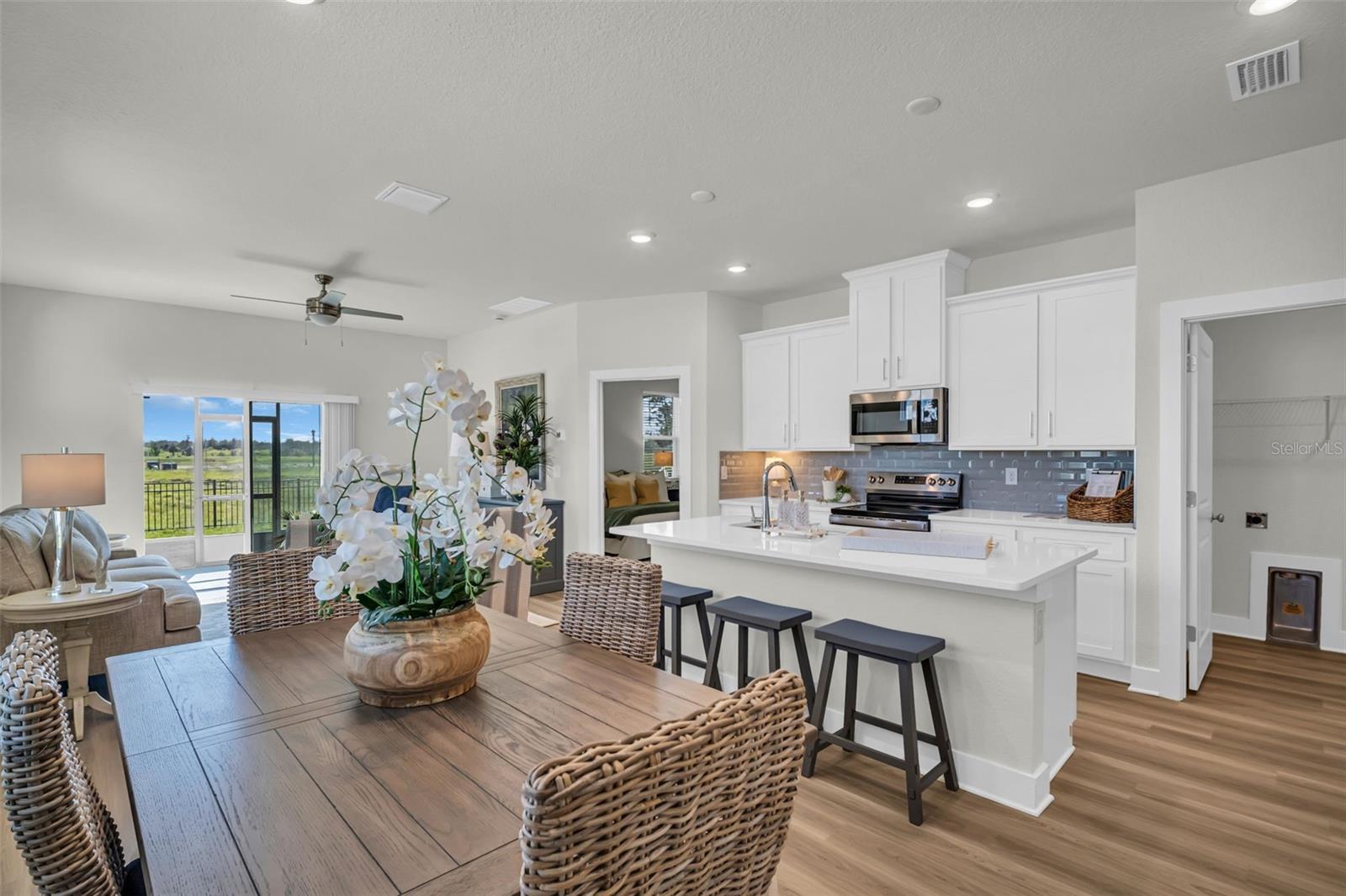 EMERALD FIELDS - Residential