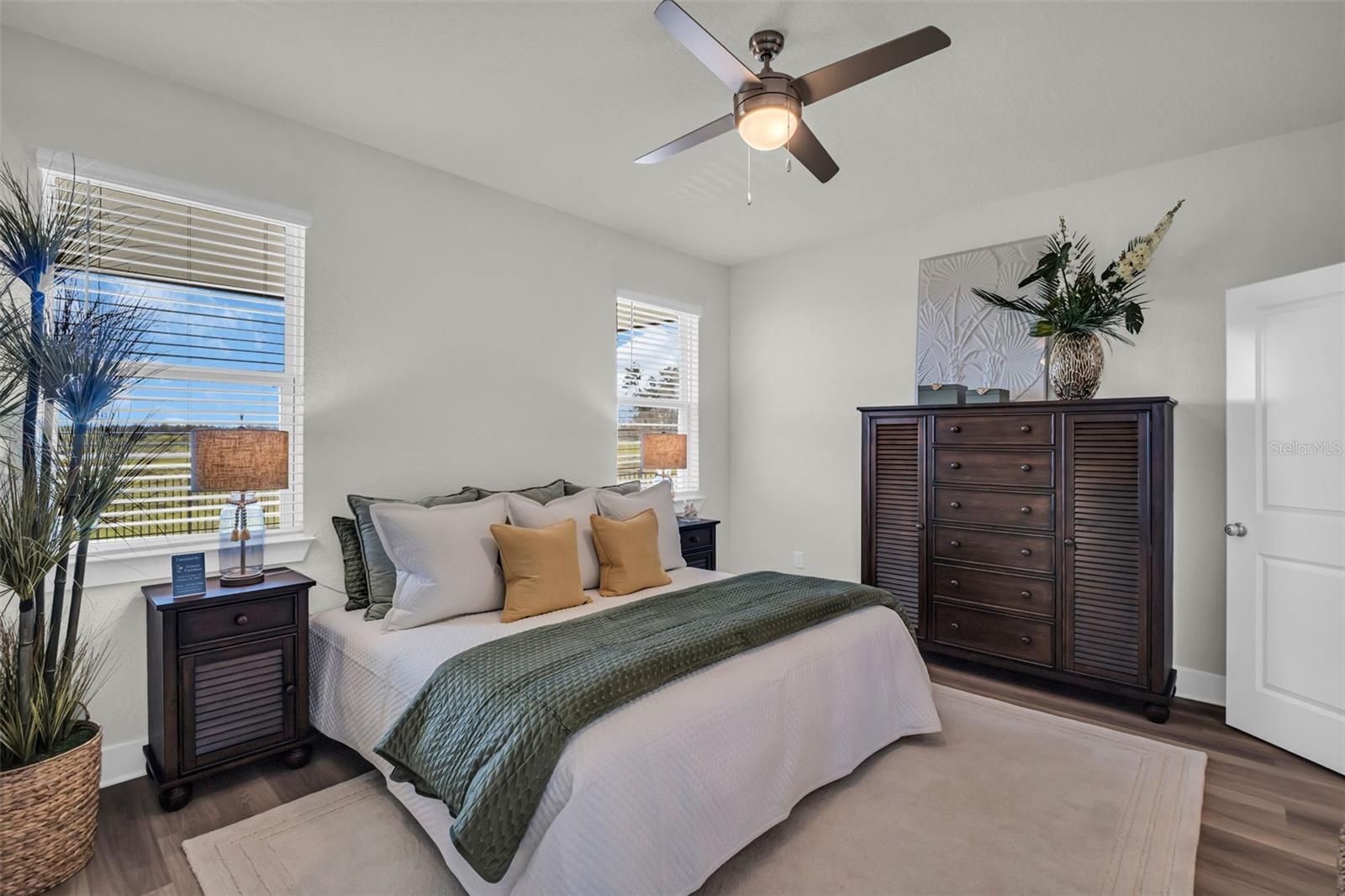 EMERALD FIELDS - Residential