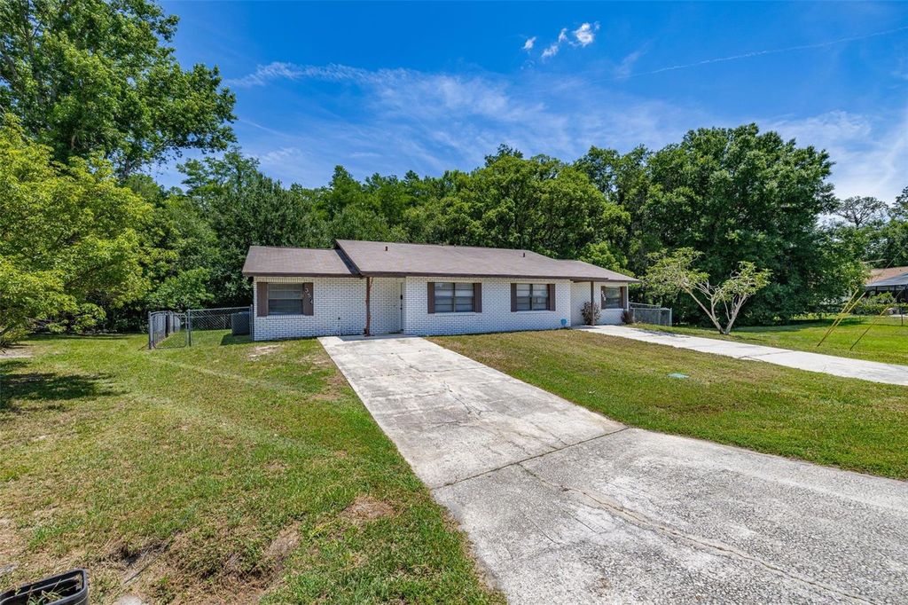 Photo of 352 Cocoa Court, Kissimmee, FL 34758 (MLS # S5150023)