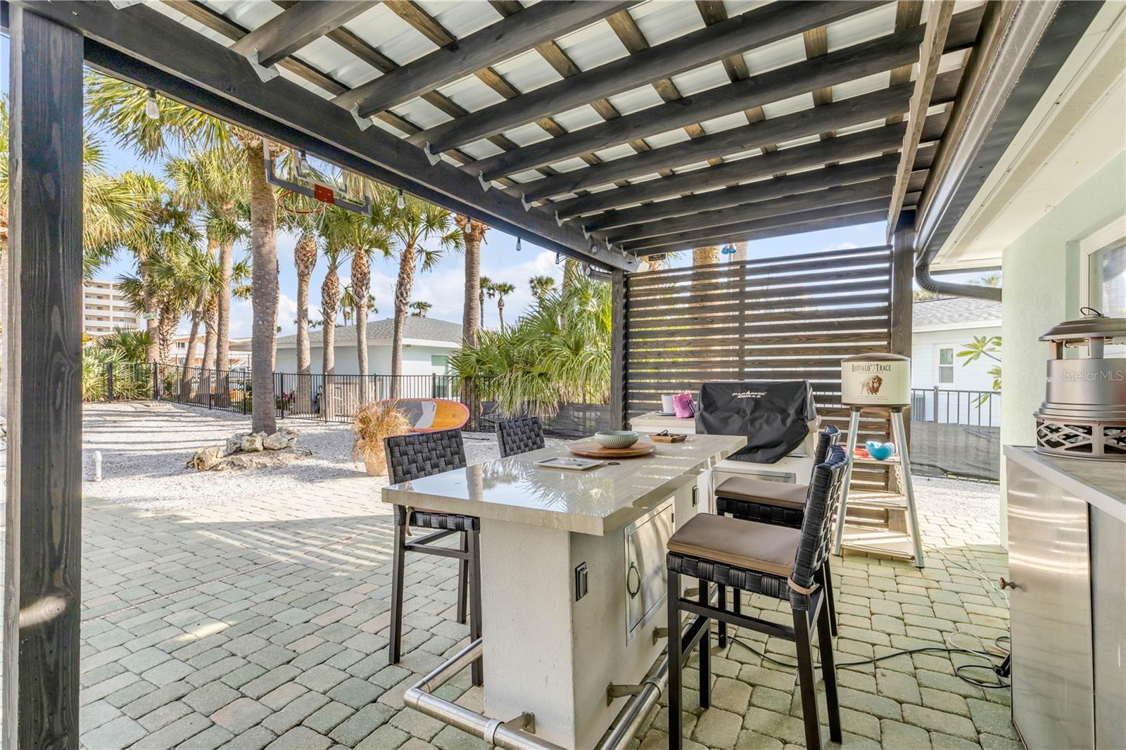 COLLINS - Residential