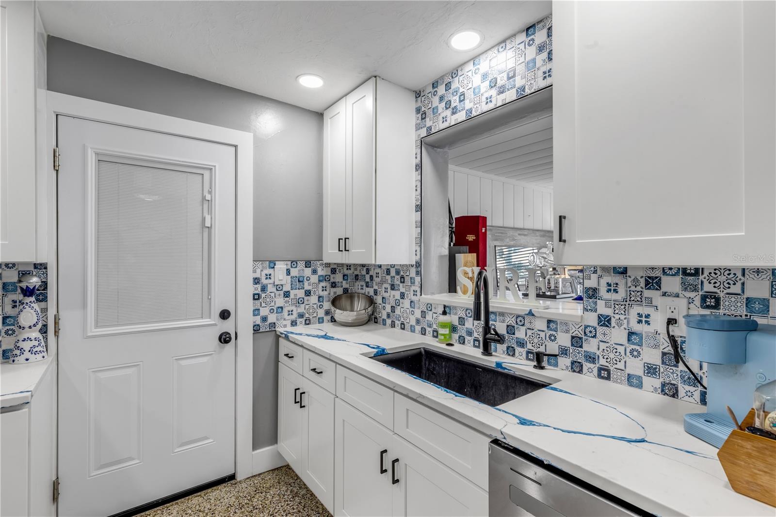 COLLINS - Residential