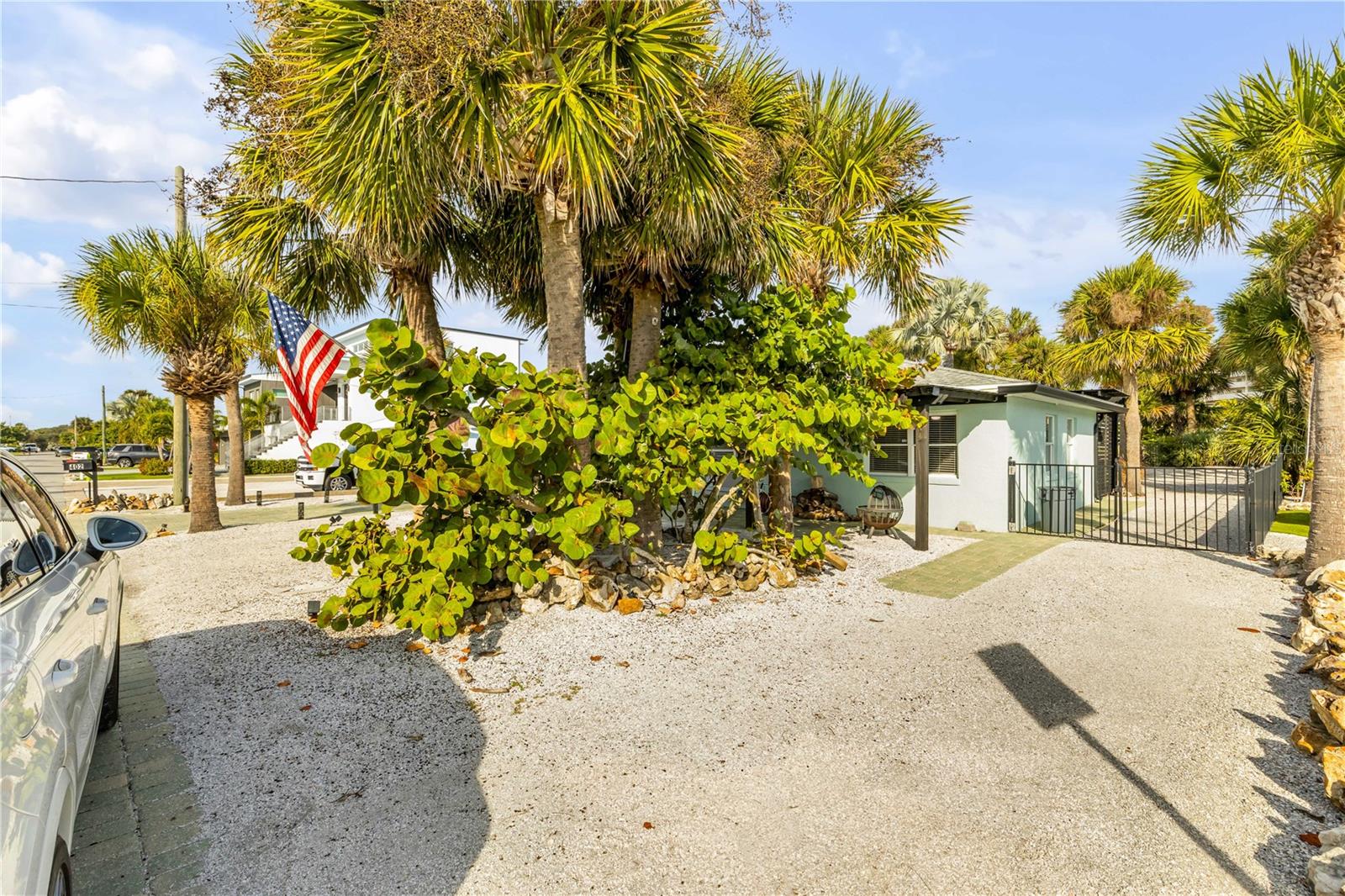 COLLINS - Residential