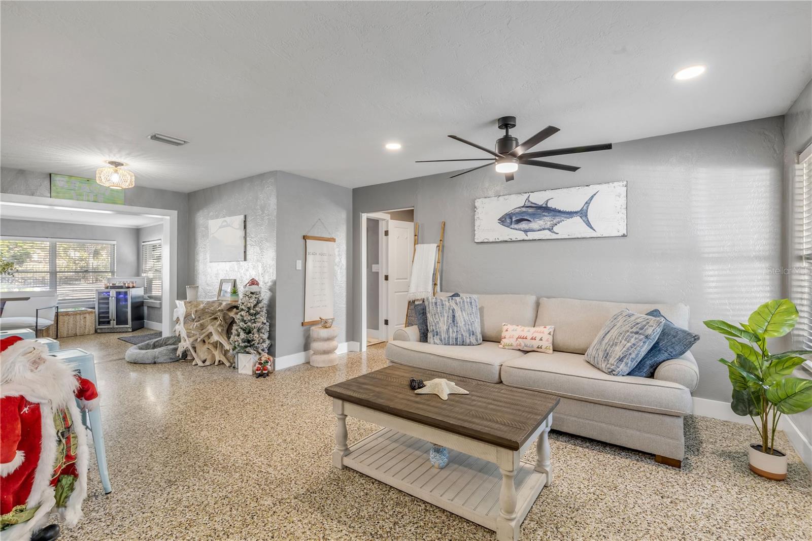 COLLINS - Residential