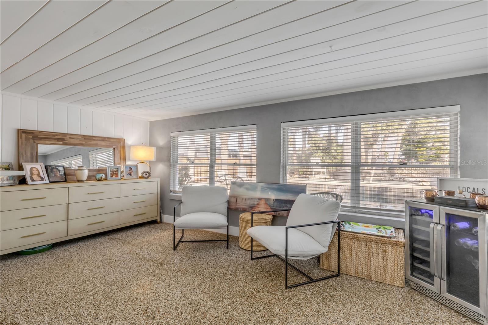 COLLINS - Residential