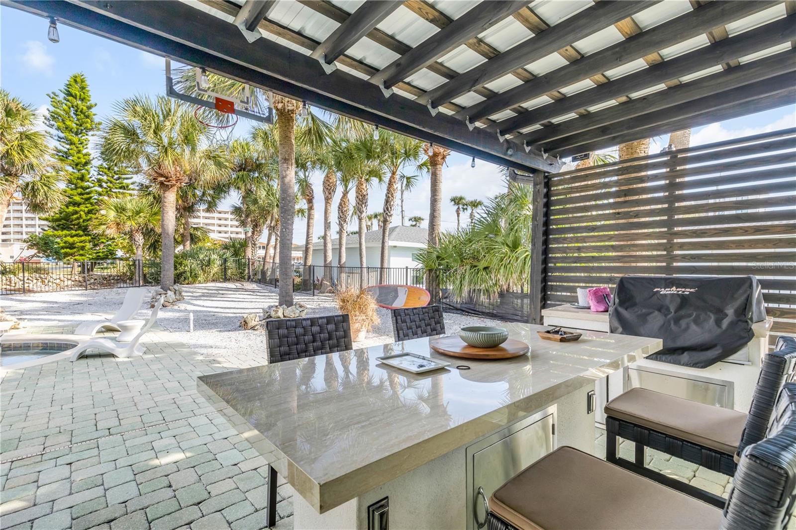 COLLINS - Residential