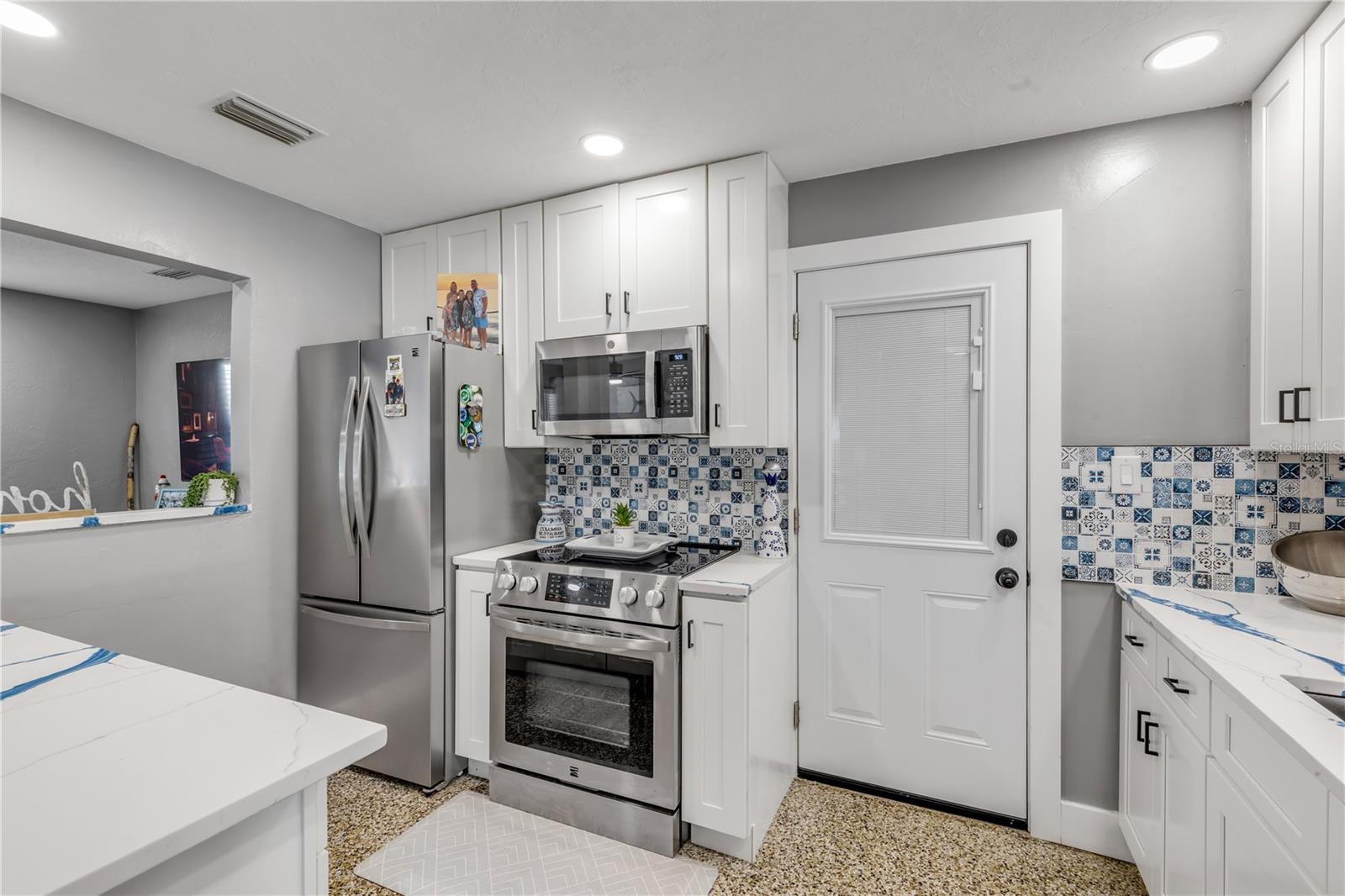 COLLINS - Residential