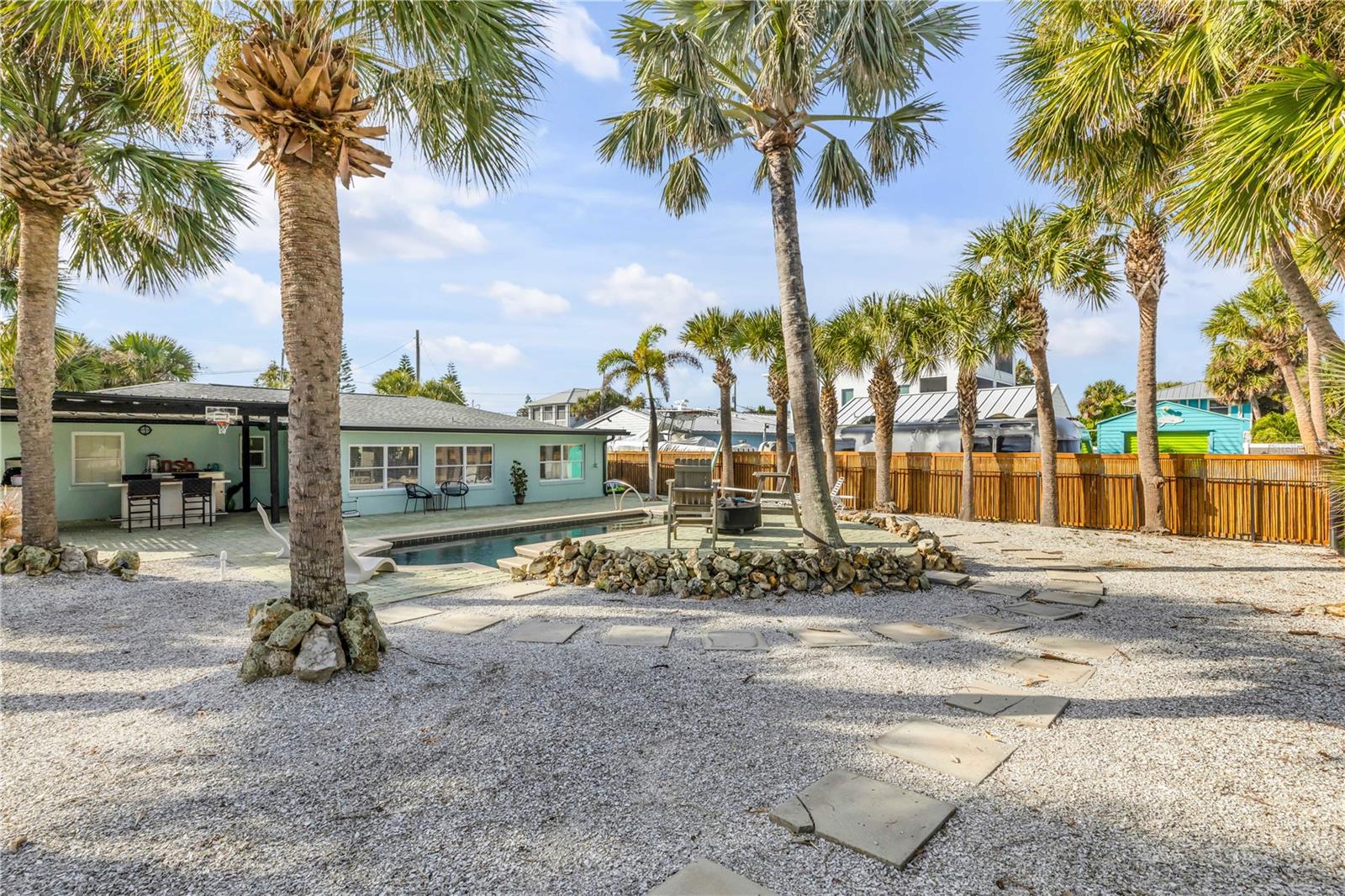 COLLINS - Residential