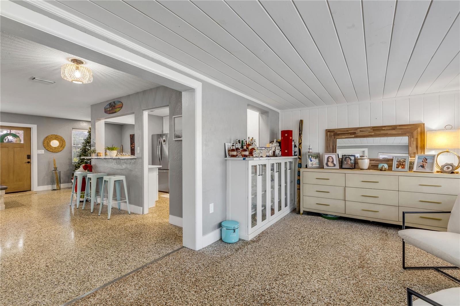 COLLINS - Residential