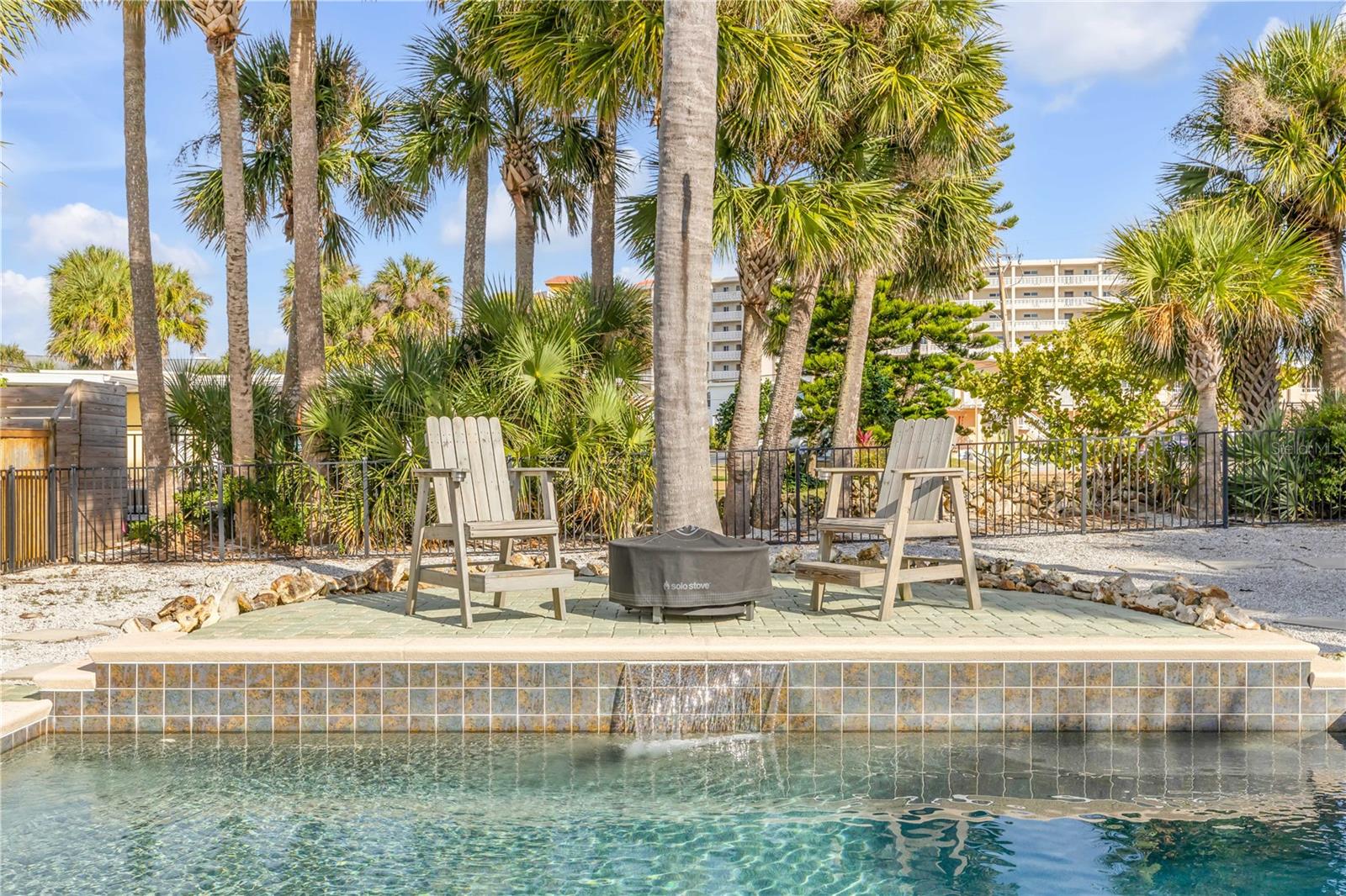 COLLINS - Residential