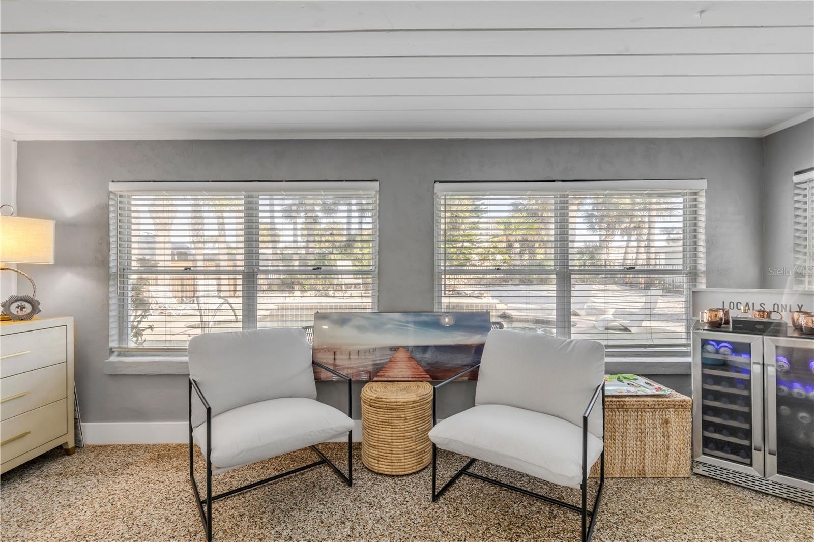 COLLINS - Residential