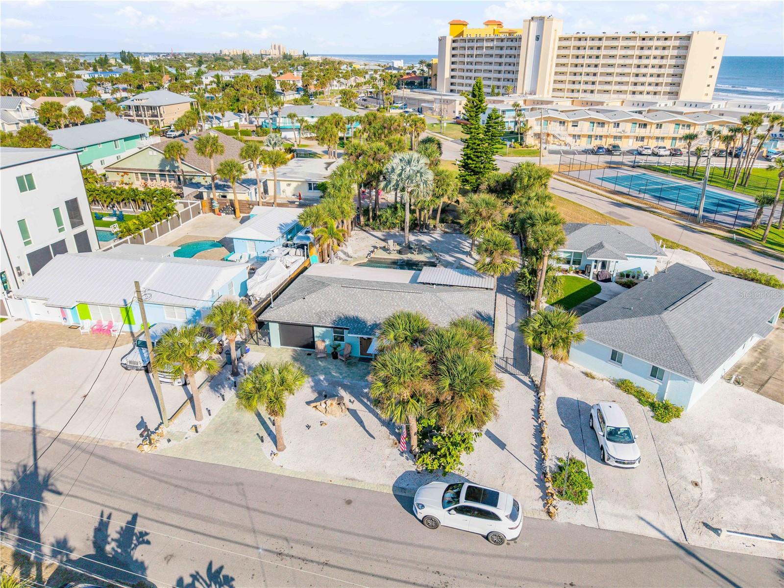 COLLINS - Residential