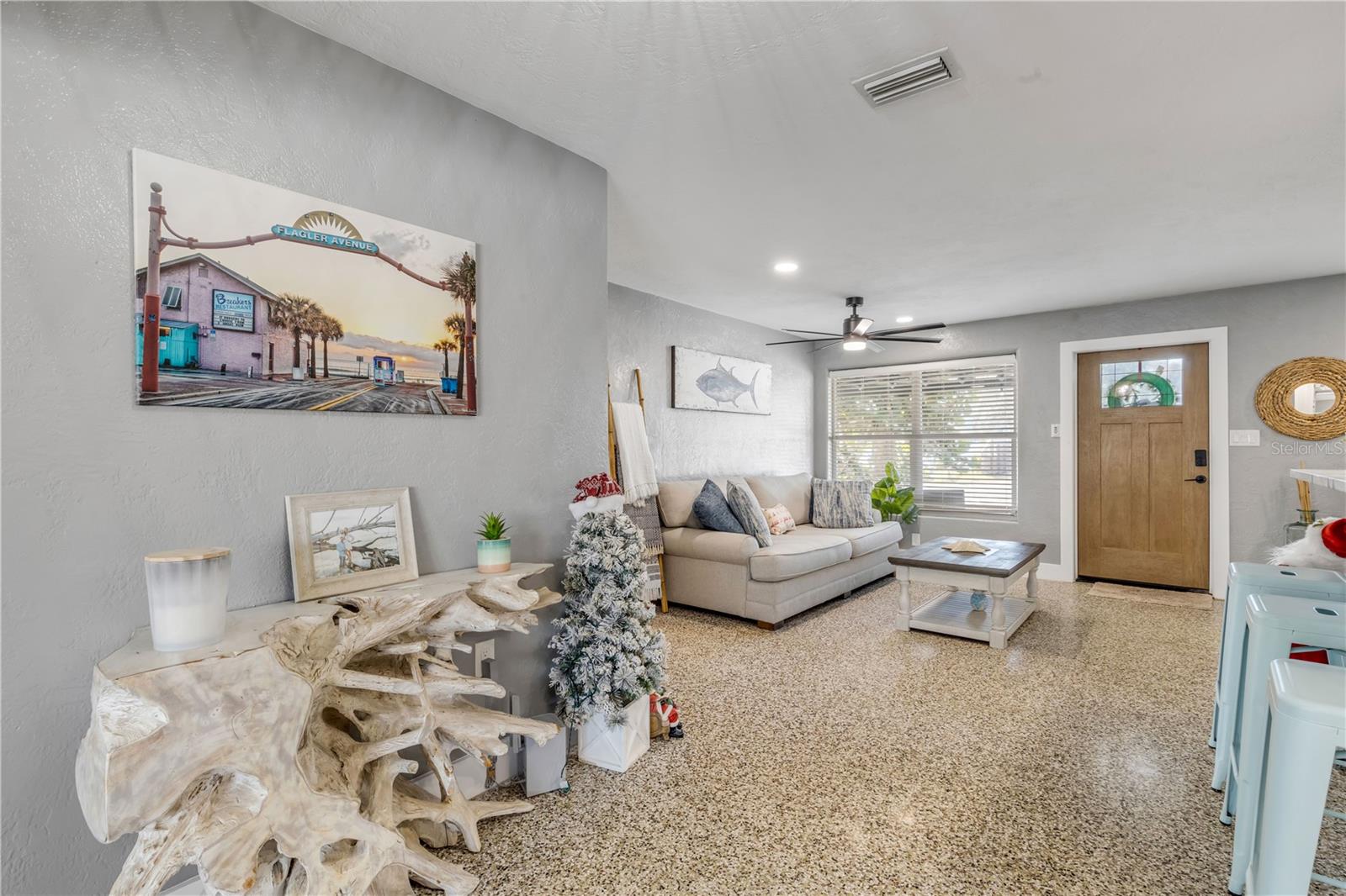 COLLINS - Residential