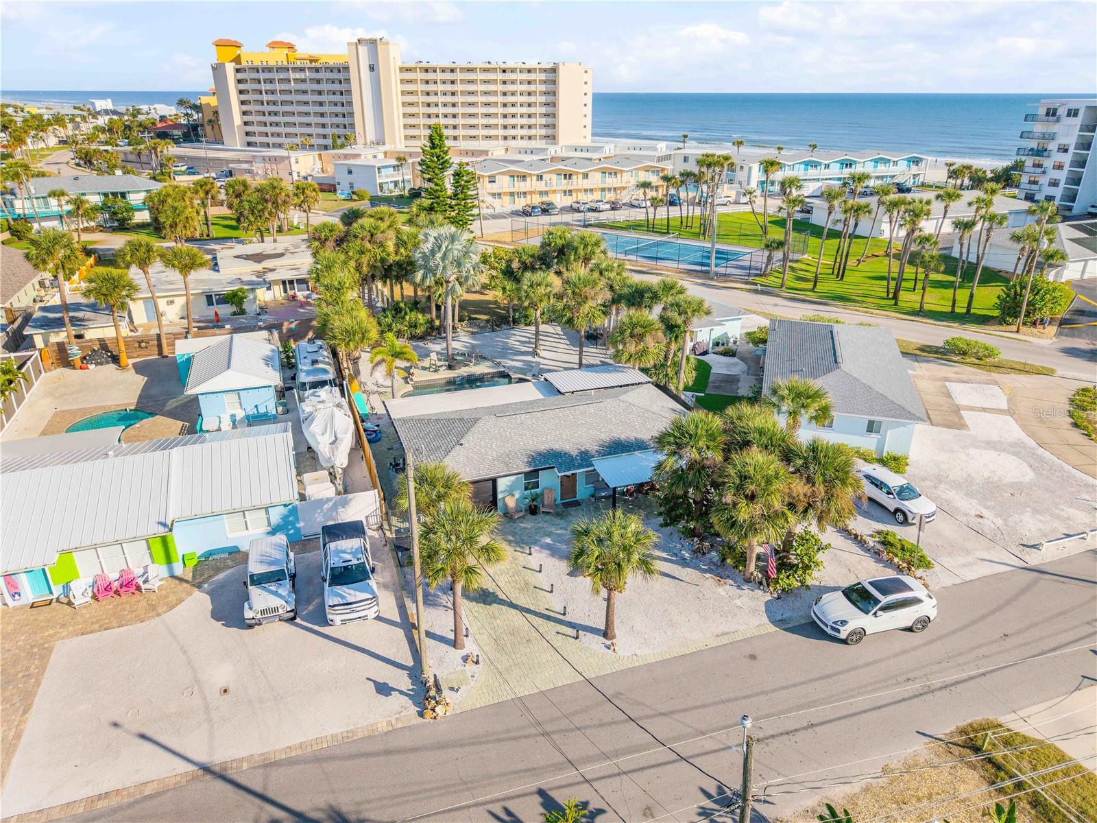 COLLINS - Residential