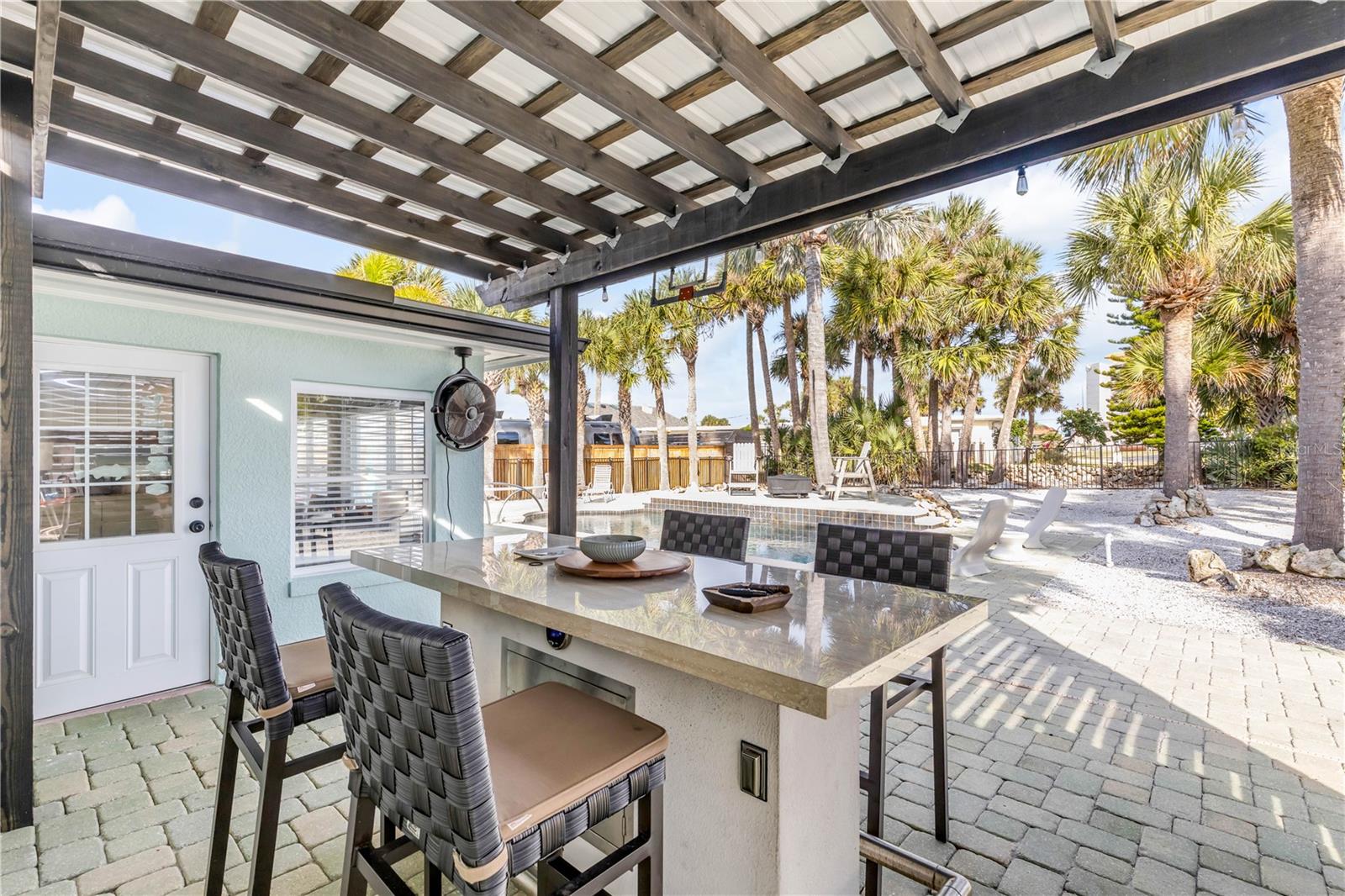 COLLINS - Residential