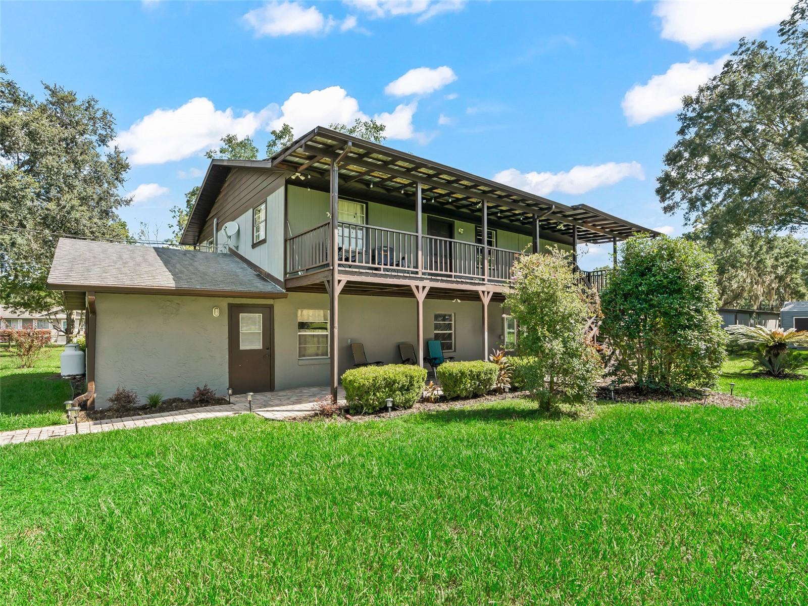ROUTE 40 RANCHETTES - Residential Lease