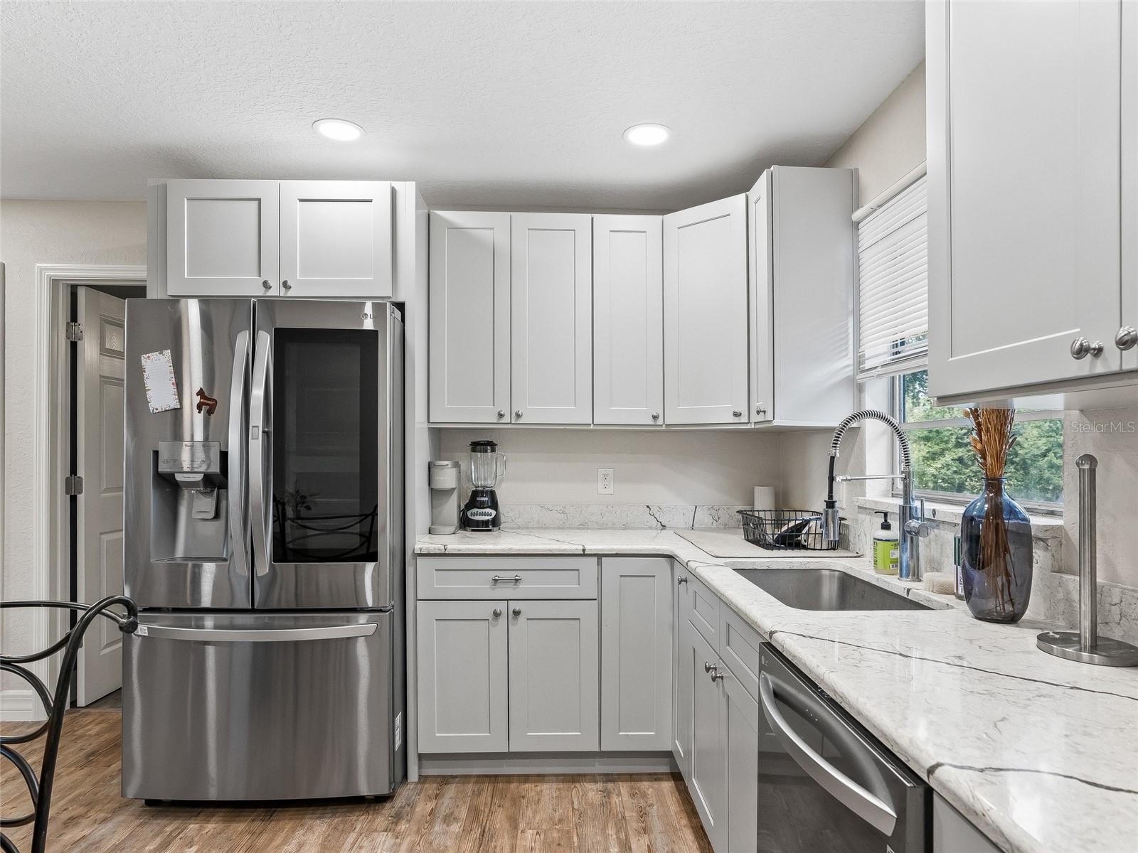 ROUTE 40 RANCHETTES - Residential Lease