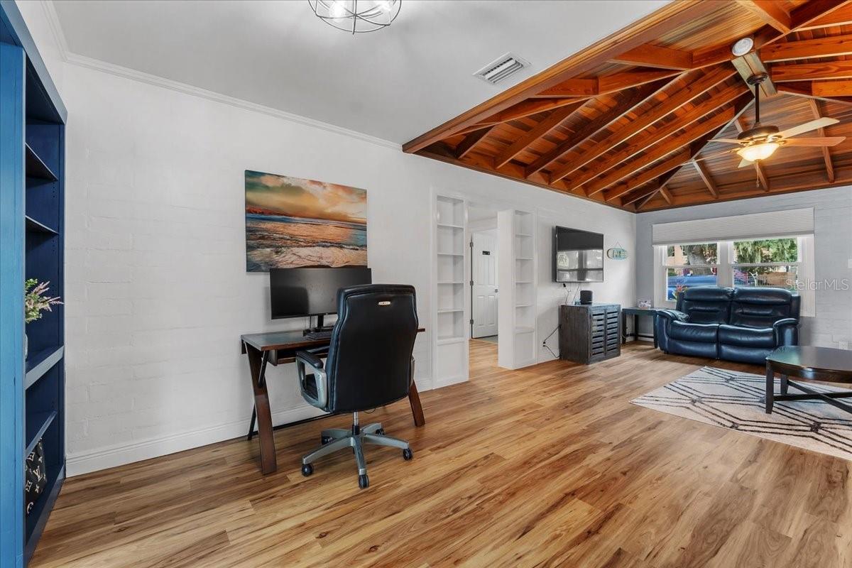 ACREAGE - Residential