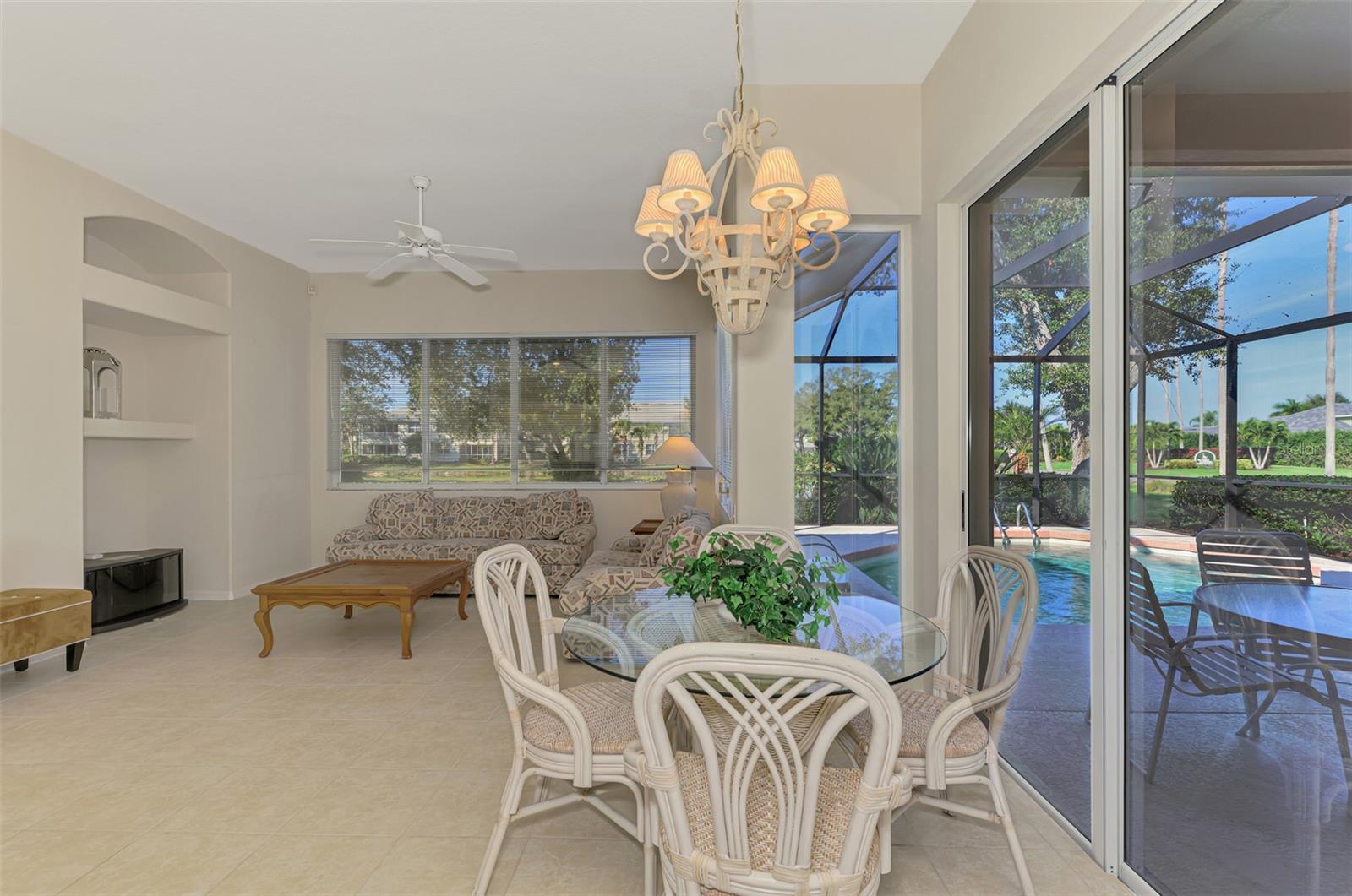 RIVERWOOD - Residential