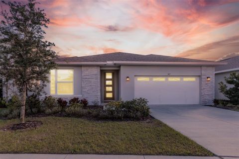 A home in LAKE ALFRED