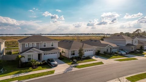 A home in LAKE ALFRED