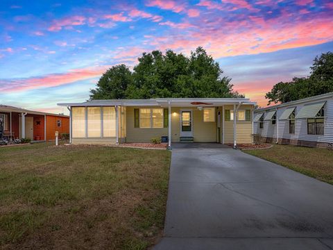 32521 W GOLF COURT LEESBURG FL 34748