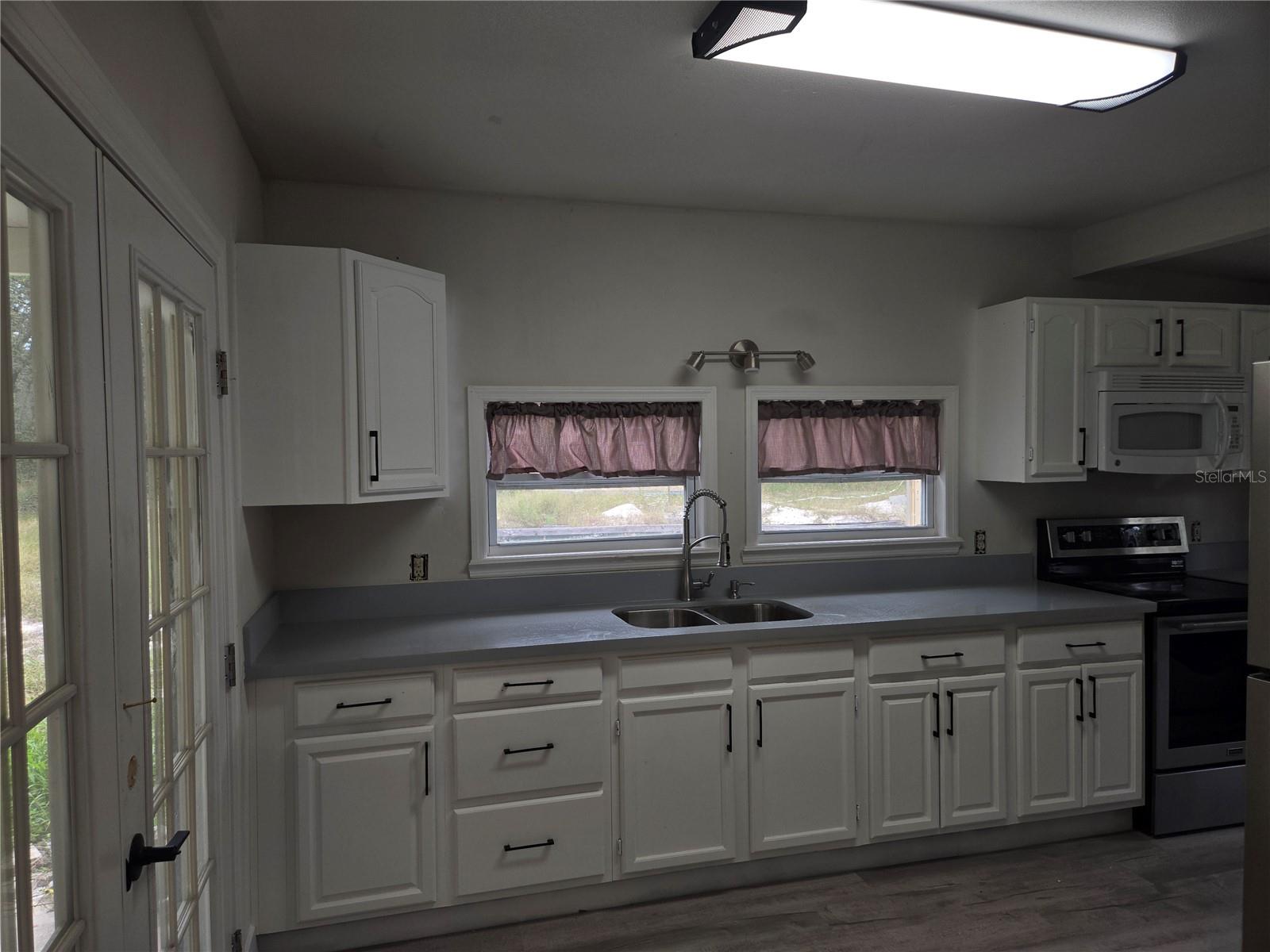 HIGHLANDS - Residential Lease