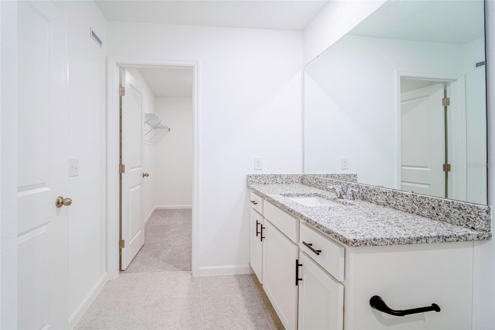 CATAMARAN COVE - PHASE I & II REPLAT - Residential