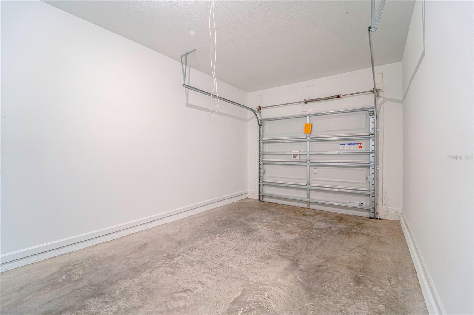 CATAMARAN COVE - PHASE I & II REPLAT - Residential