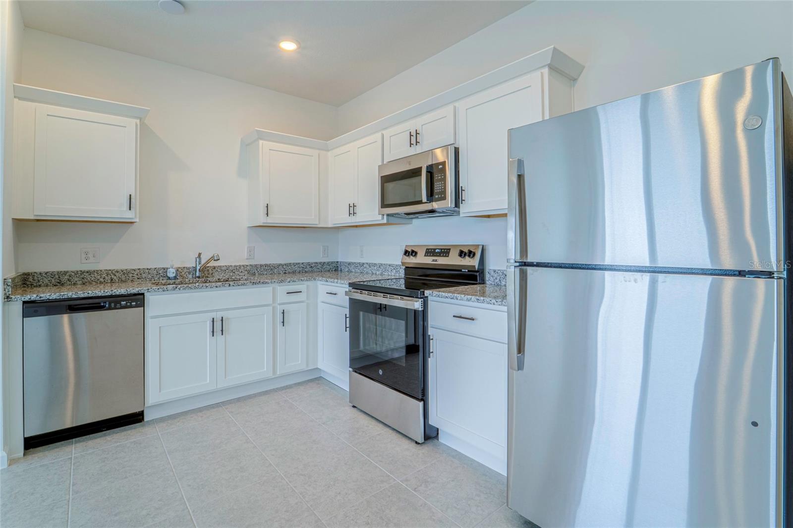 CATAMARAN COVE - PHASE I & II REPLAT - Residential